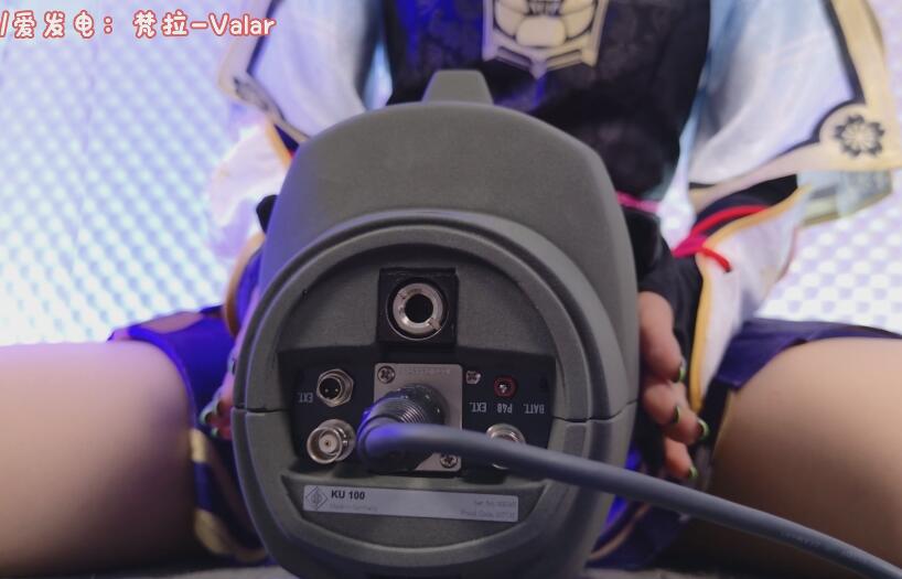 梵拉 3月 绫华cos 舔耳小剧场+袜子按摩+裙下按摩~.