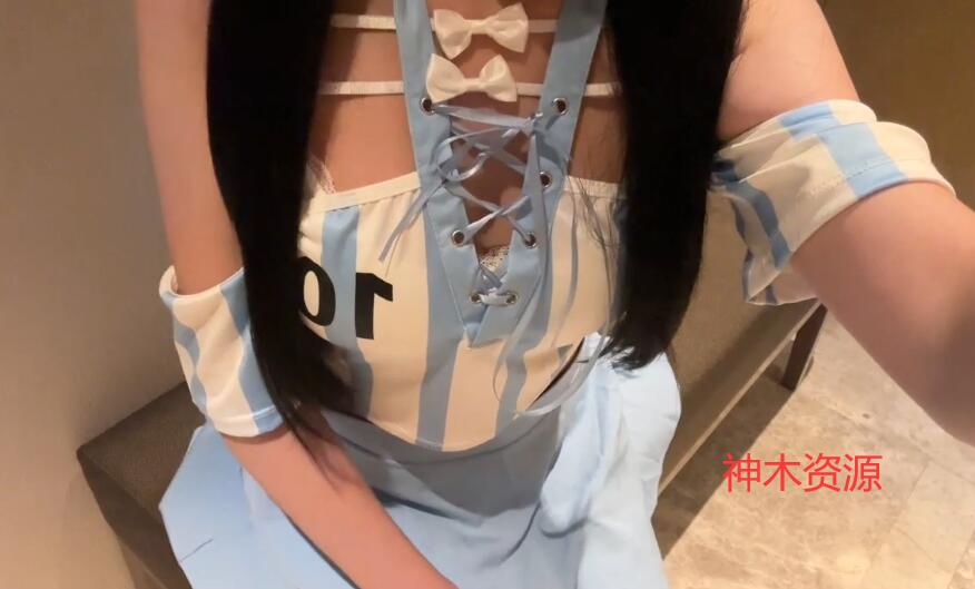 婉儿别闹《球队更衣室的安慰—世界杯特辑》.