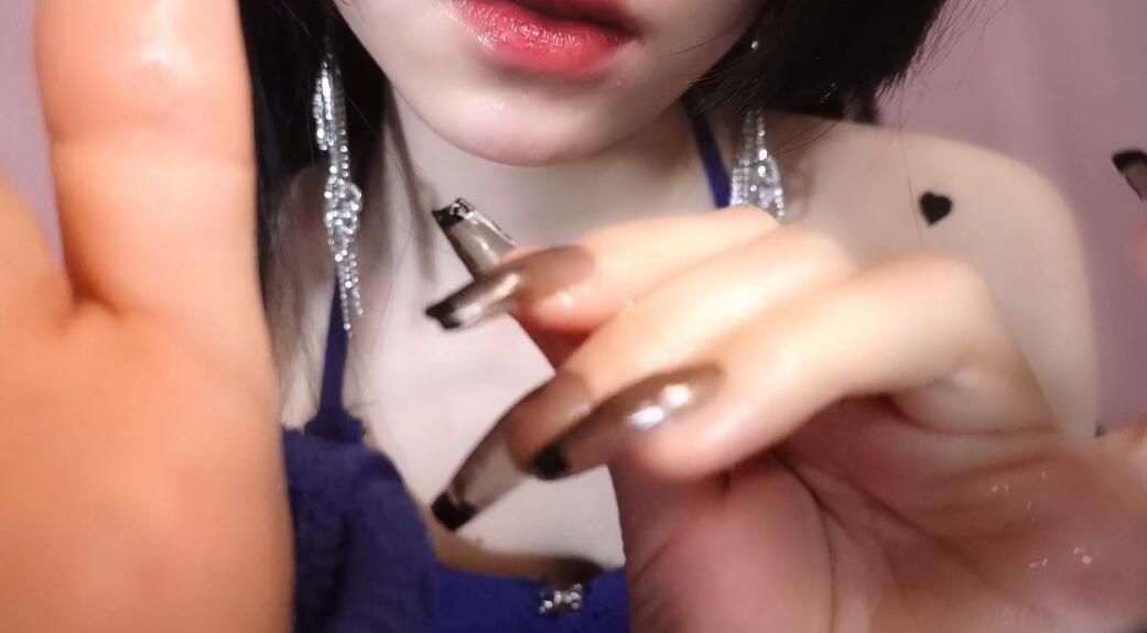 小羊喵 ASMR 水哒哒的摸脸脸~.