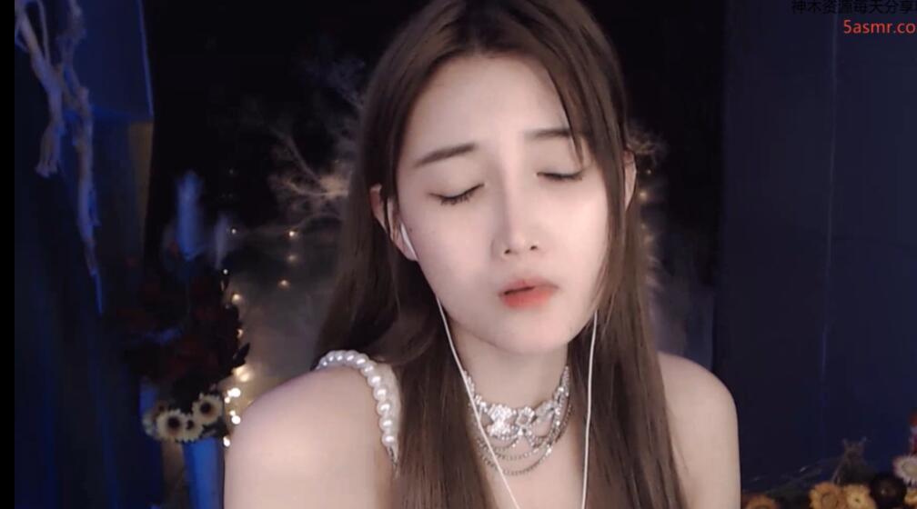 虎牙小太阳贼大ASMR福利 表情到位！.