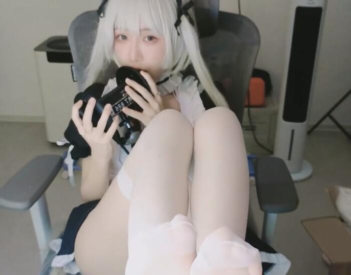 秋水 20240917穹妹露脸cos-怼脸prpr+双皮肤大量jiojio.