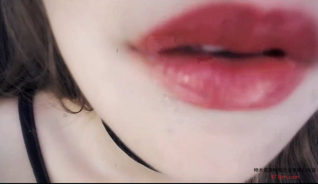 虎牙圈圈爱发电内容 亲吻KISS.