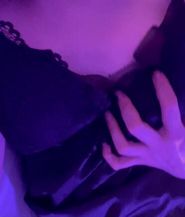 婉儿别闹7月付费《与婉儿老婆视频通话》.