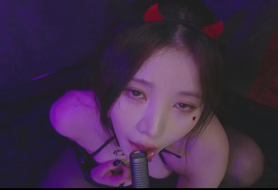 Yoon ying ASMRRP 魅魔在 21 世纪的生活.