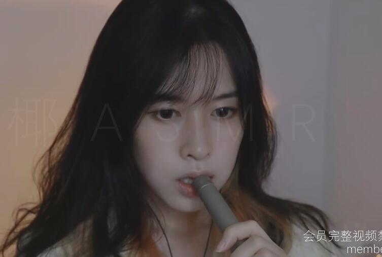 其实是椰子啦 F 双耳弹舌.