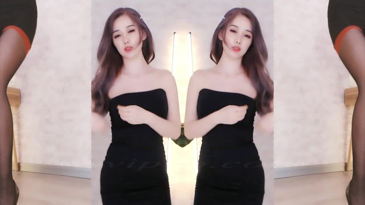 【虎牙是理理吖】付费群热舞定制合集 12