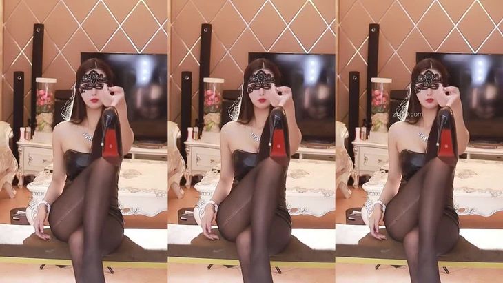 【CC微微可爱呢】土豪定制热舞福利1V