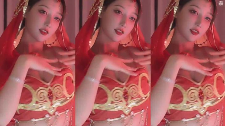 【斗鱼米娜】超凶御姐 12月超清舞蹈精彩合集 48