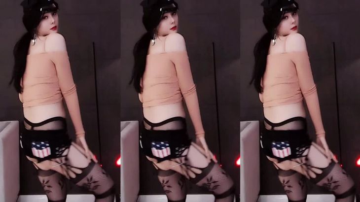 【斗鱼张琪格】火箭群定制热舞福利 貌美肤白 舞技精湛! 36