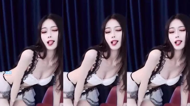 【CC莱傲梓妍】高颜值女神 粉丝定制舞蹈1v