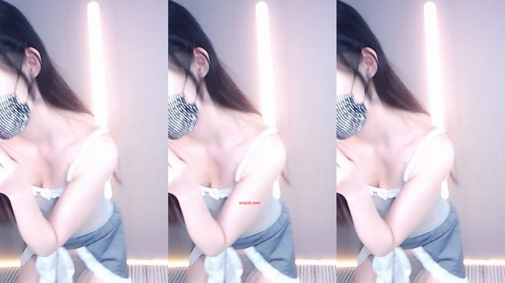 【虎牙灵芸不爱笑】极品要命舞姬 千元定制福利烧舞合集 12