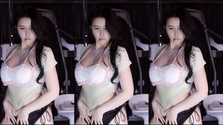 【斗鱼小酒窝翁馨】土豪群私发抹油抖动舞蹈 3