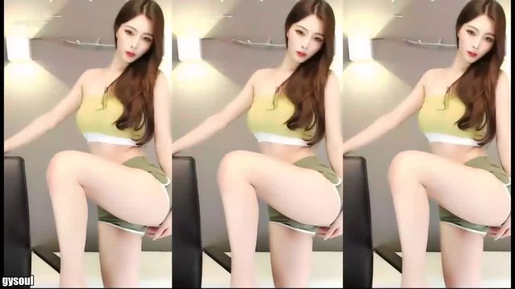 极品美女主播舞蹈混剪 – 晴小兔2