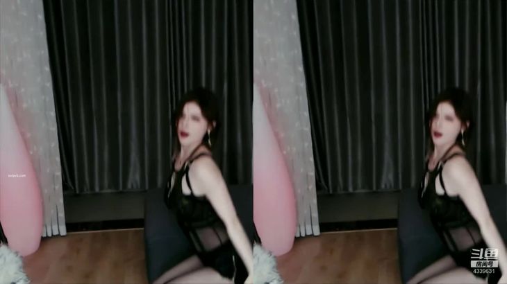 【斗鱼小水熙】极品烧货 烧气冲天 直播一线天 劲爆热舞合集！44