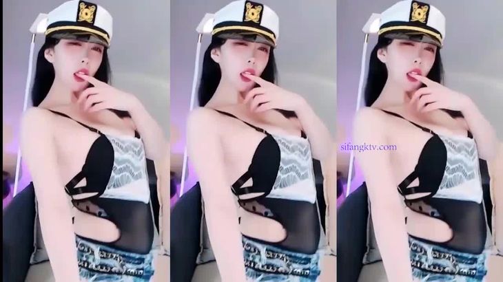 【虎牙嘉易漫漫】高颜值极品尤物 千元定制福利热舞 2