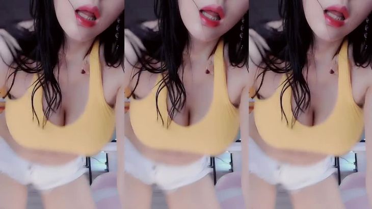 【斗鱼张琪格】火箭群定制热舞福利 貌美肤白 舞技精湛! 33