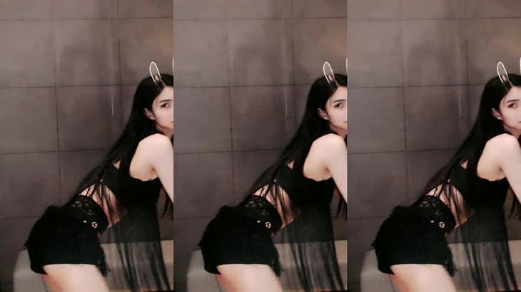 【虎牙佳佳】极品舞姬 钞票枪福利表情烧舞合集！17