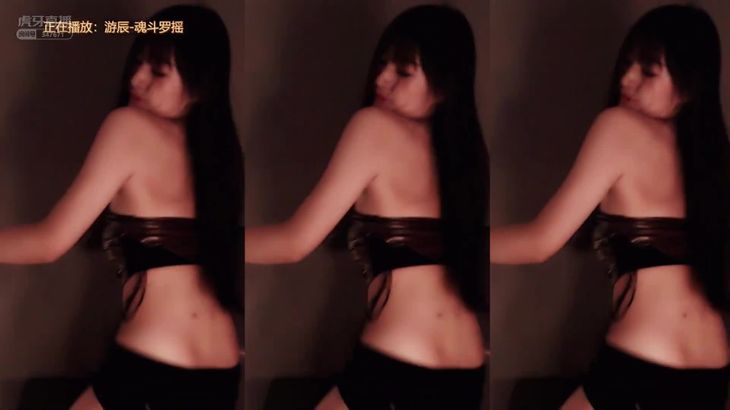 【虎牙织梦】她来了她来了 她带着表情舞走来了