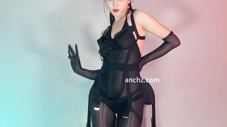 【B站小艾xxin】土豪高价私人定制烧舞集 12