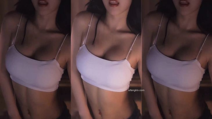 【虎牙许许】土豪最新3000定制热舞合集 2