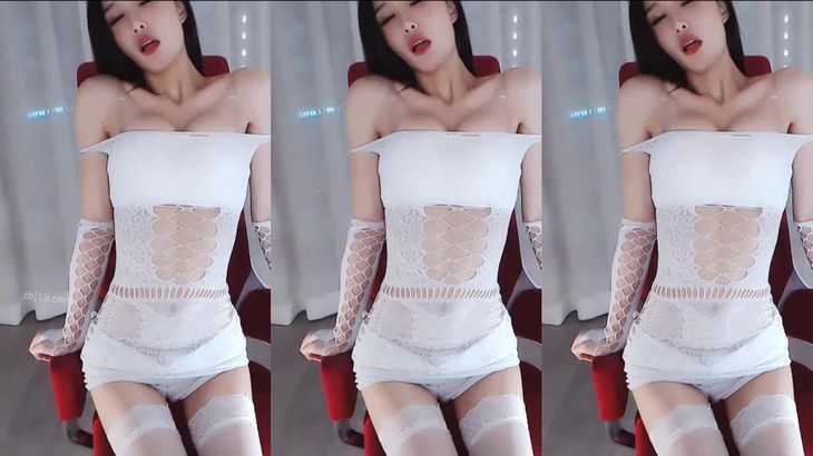 【斗鱼艾可乐】极品性感舞姬 密码房福利烧舞！43