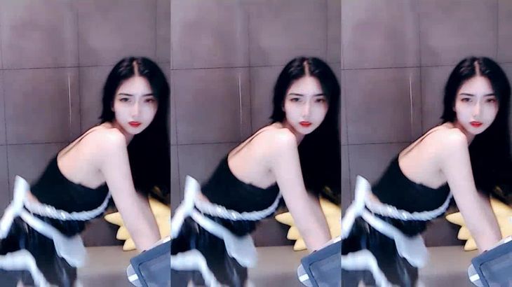 【虎牙佳佳】极品舞姬 钞票枪福利表情烧舞合集！15