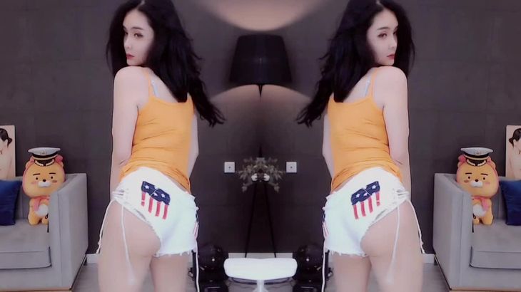 【斗鱼张琪格】火箭群定制热舞福利 貌美肤白 舞技精湛! 29