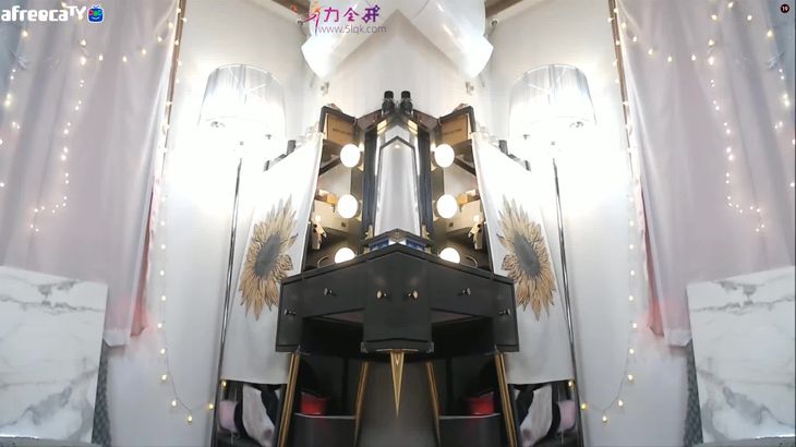 【BJ芭比】韩国美女主播 低视角白网袜热舞