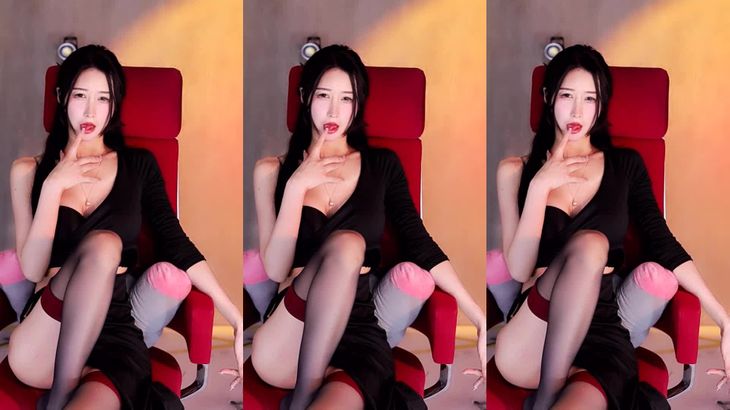 【虎牙小南南】火箭群福利热舞 22