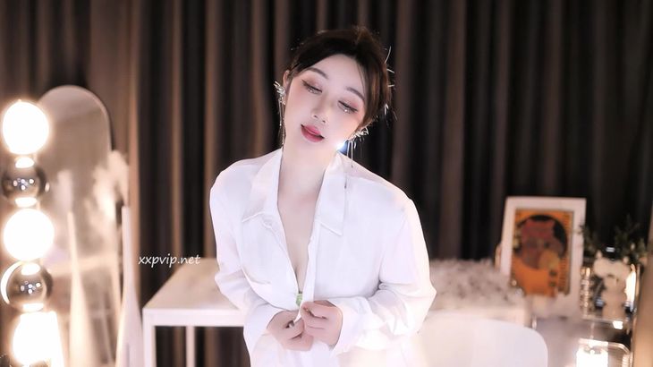 【虎牙爆汁小秘密】粉丝付费高级群定制舞蹈 4