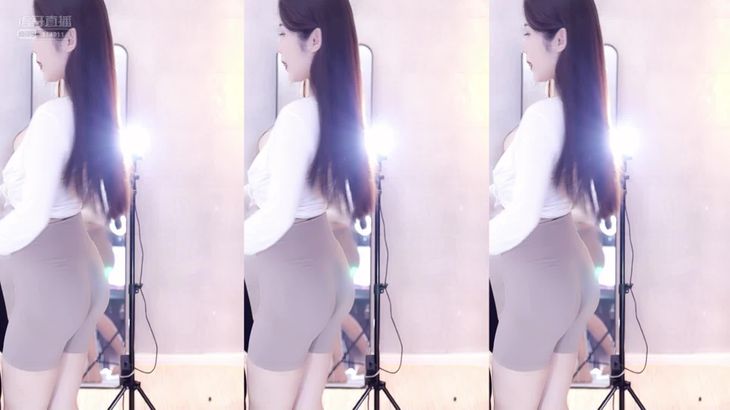 【虎牙猫崽崽三分糖】小号密码房舞蹈合集 9