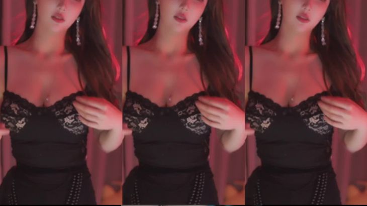 【斗鱼米娜】超凶御姐 12月超清舞蹈精彩合集 35