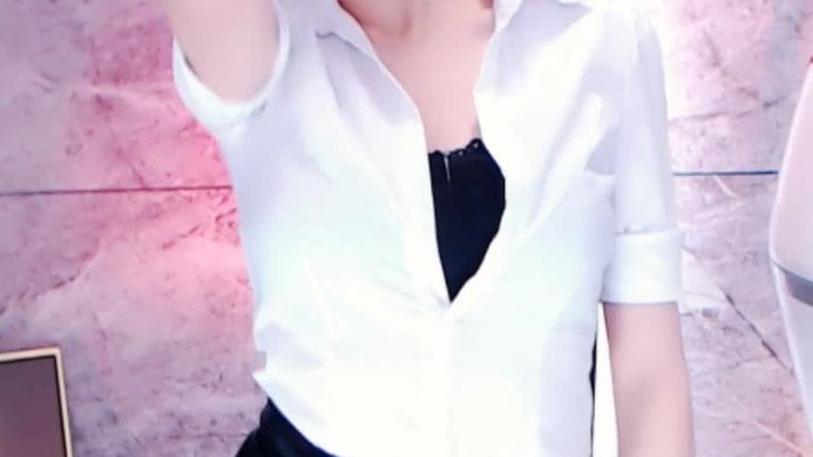 【斗鱼小熙米】极品腰精 热舞精选集 亮点特别多 烧的要命~ 16