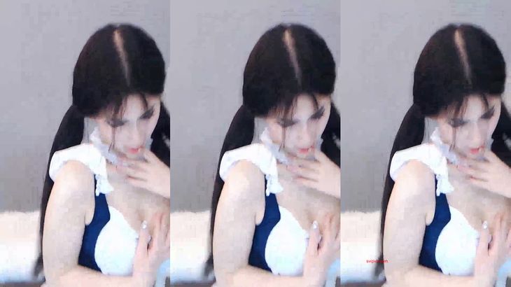 【虎牙温情】清纯系极品少女 定制福利表情热舞全集 良心满满~13