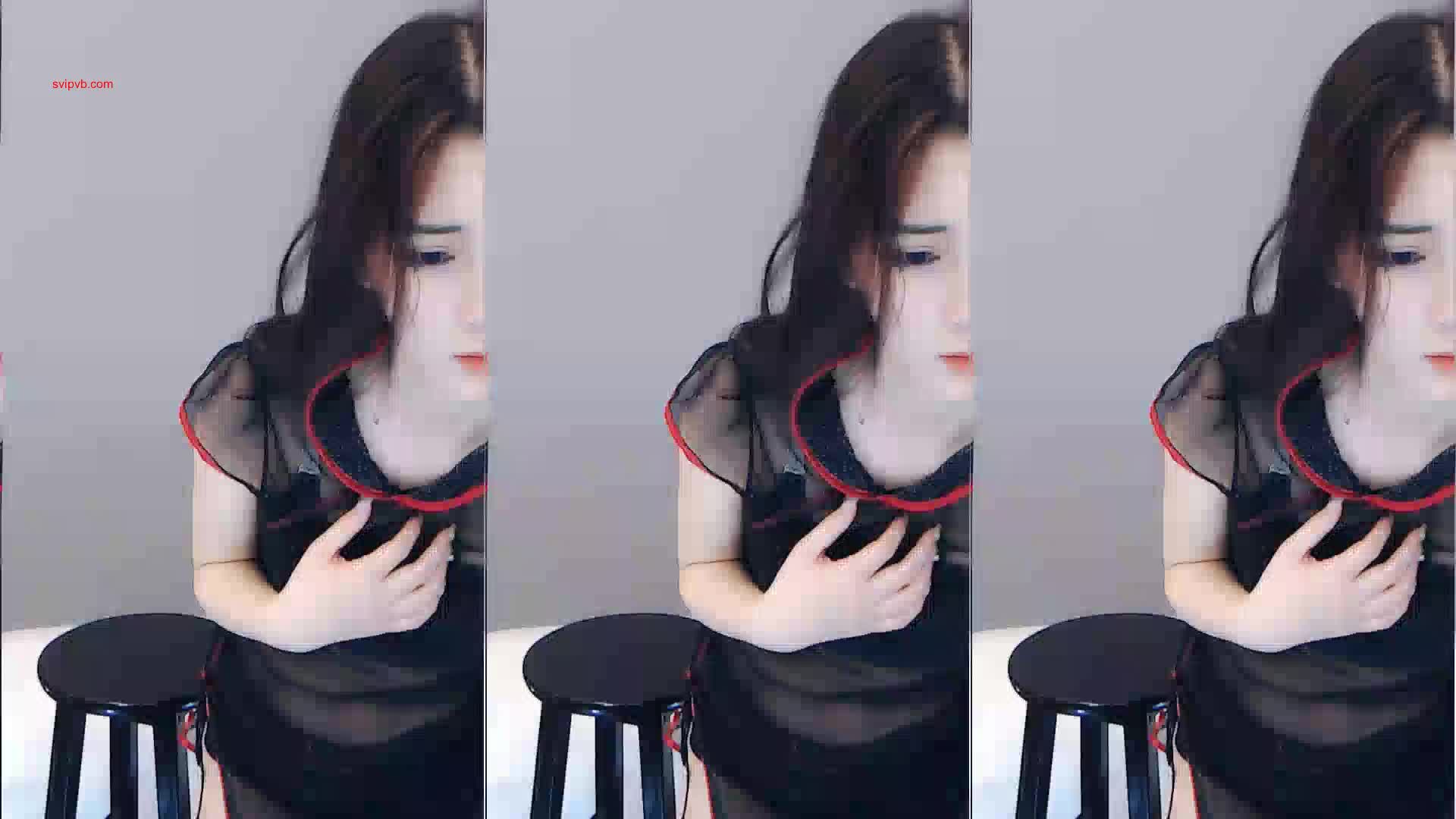 【虎牙温情】清纯系极品少女 定制福利表情热舞全集 良心满满~23