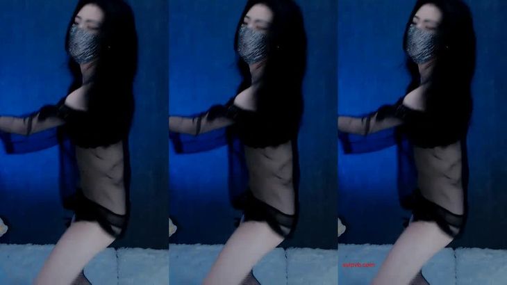 【虎牙灵芸不爱笑】极品要命舞姬 千元定制福利烧舞合集 27