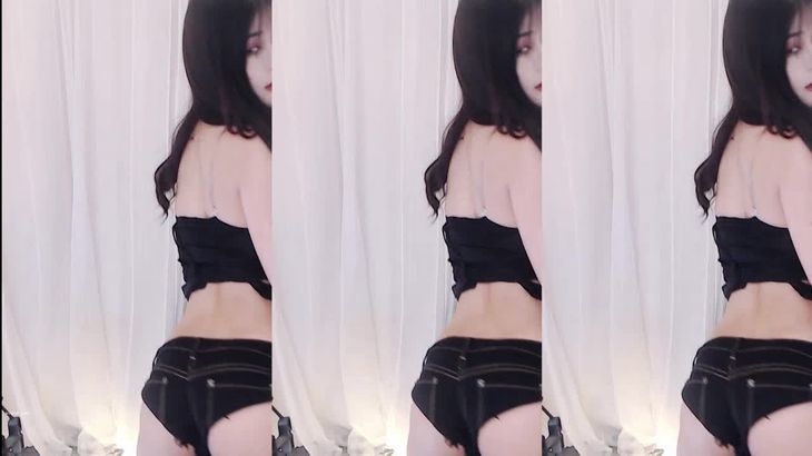 【斗鱼段甜甜】火箭群定制热舞合集 9