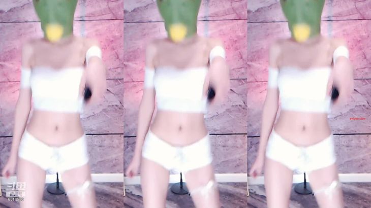 【斗鱼小熙米】极品腰精 热舞精选集 亮点特别多 烧的要命~ 19