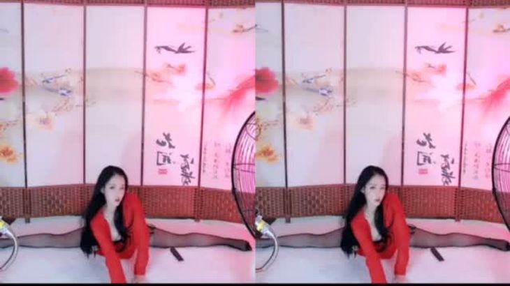 【舞嫣小妖精】高颜值极品身材 名如其人 绝活一字马 千元定制内涵热舞合集 4