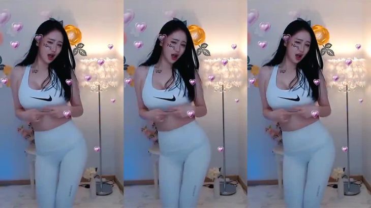 【TIKTOK】小姐姐穿健身裤跳舞