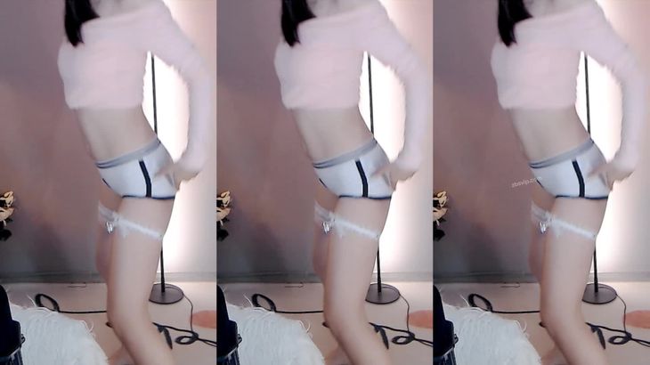 【虎牙瑜朵朵】付费群定制烧舞 12