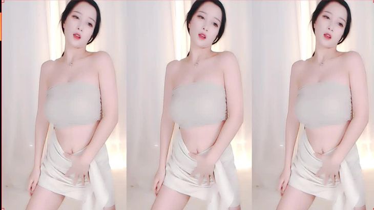 【虎牙蛋宝宝】极品尤物舞姬 各种定制福利热舞合集 9