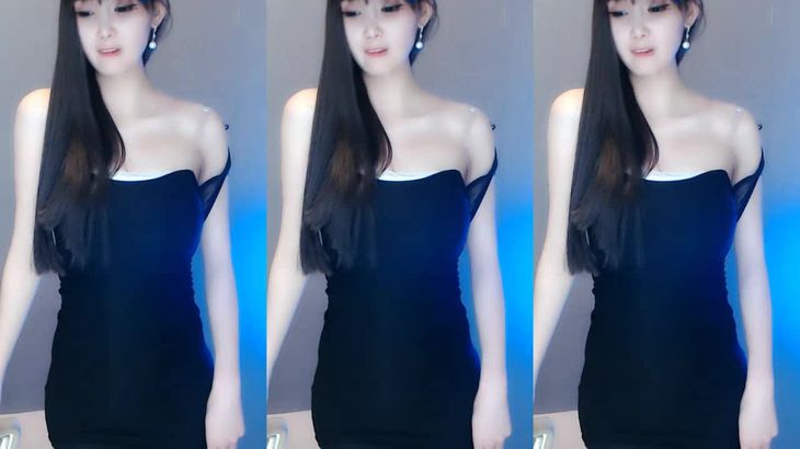 【斗鱼何菱】极品萌妹子 早期土豪定制热舞合集 4