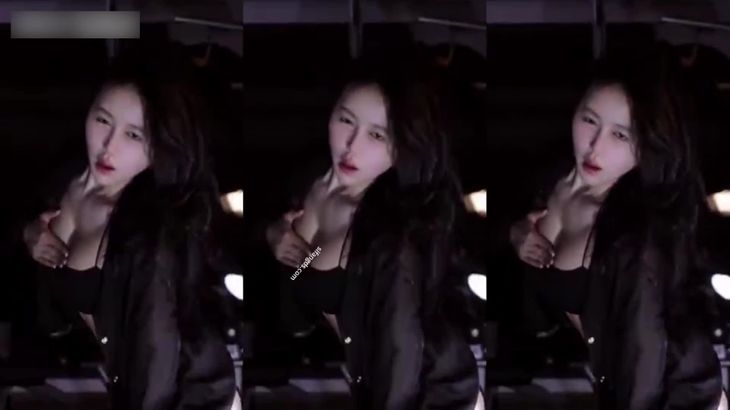 【斗鱼小酒窝翁馨】土豪群私发抹油抖动舞蹈 1