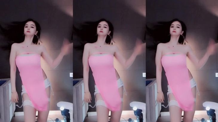 【斗鱼张琪格】火箭群定制热舞福利 貌美肤白 舞技精湛! 18