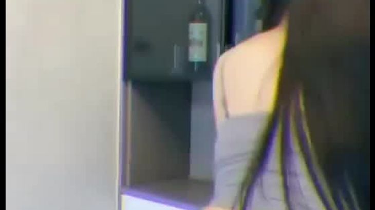 【快手以曼】土豪定制私拍烧舞合集