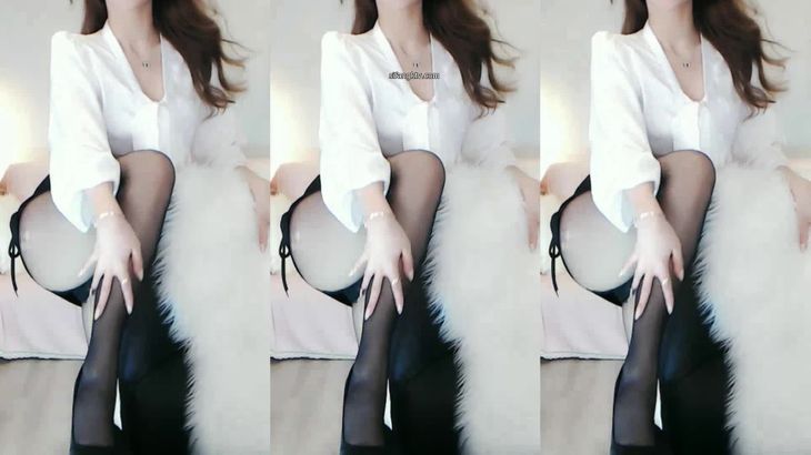 【虎牙奇领蒙蒙】千元定制热舞合集 17