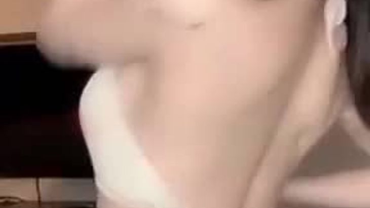 【花椒萌妮】土豪高价定制比基尼热舞 14