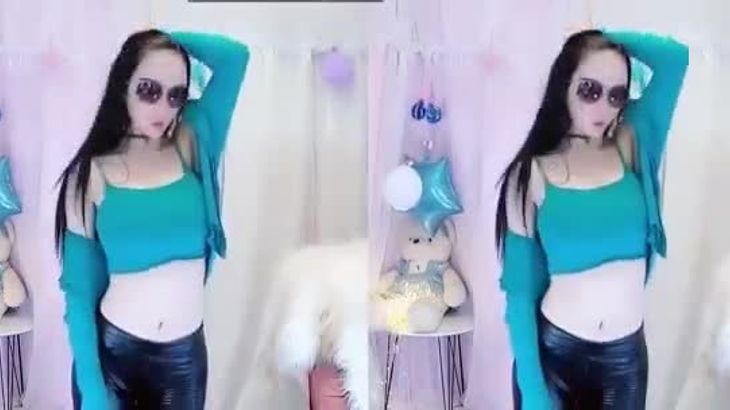 【舞嫣小妖精】高颜值极品身材 名如其人 绝活一字马 千元定制内涵热舞合集 7