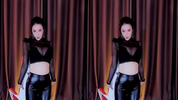 【虎牙舞嫣小妖精】性感舞姬 粉丝定制皮裤抖动热舞合集 7